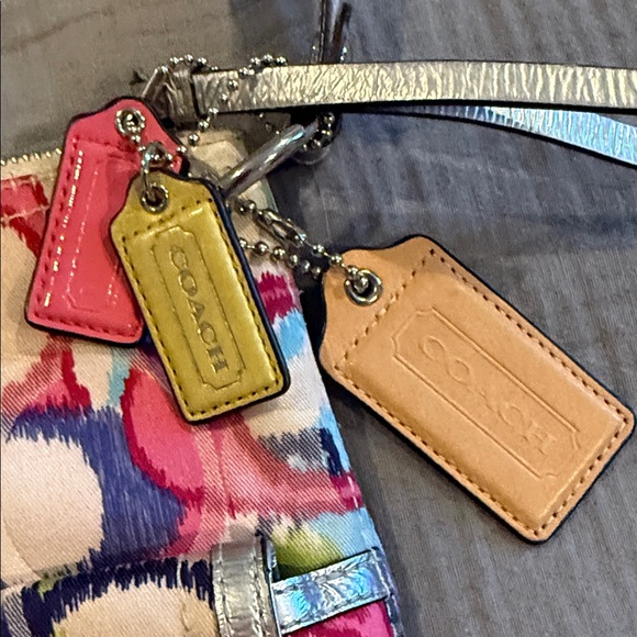 Coach Colorful Circle Pattern Shoulder Bag - Picture 4 of 16